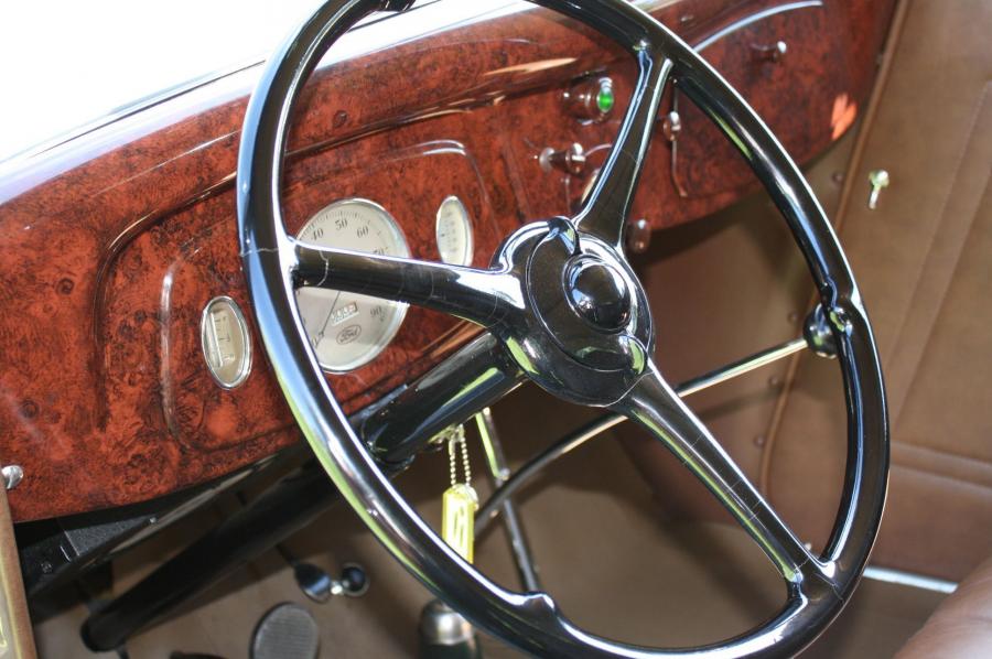  Ford Model 40 DeLuxe Cabriolet 1934 года  (фото 9 из 11)